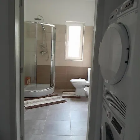 Apartament B&B Radauti Exterior photo